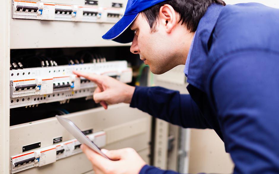 taux horaire électricien Palaiseau
